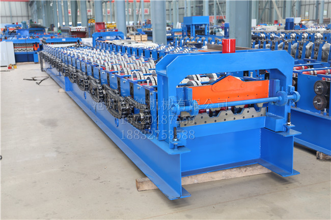 915全自動(dòng)樓承板設(shè)