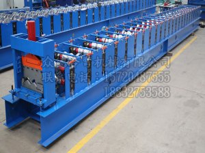 310橫裝外墻板壓型